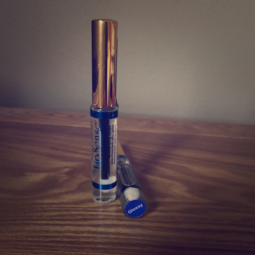 Glossy gloss